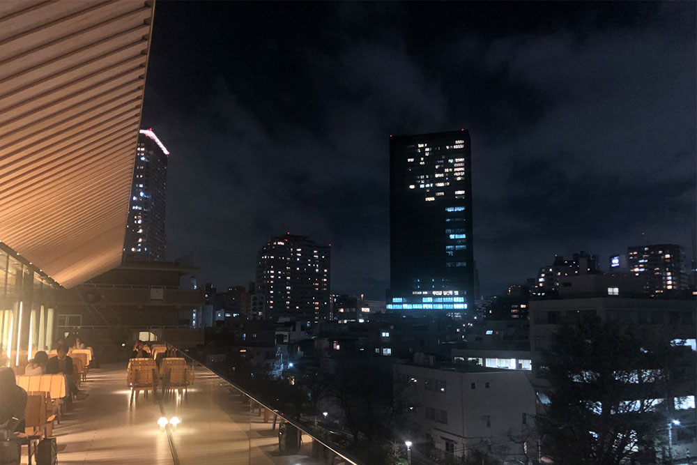 ロースタリー東京4Fテラスからの夜景